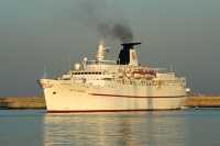 M/V Ocean Monarch with 200 British tourists on board was the first cruise ship to call at the port of Ashdod in two years. The vessel arrived on November 8 and was received by tourist ministry officials and port officials