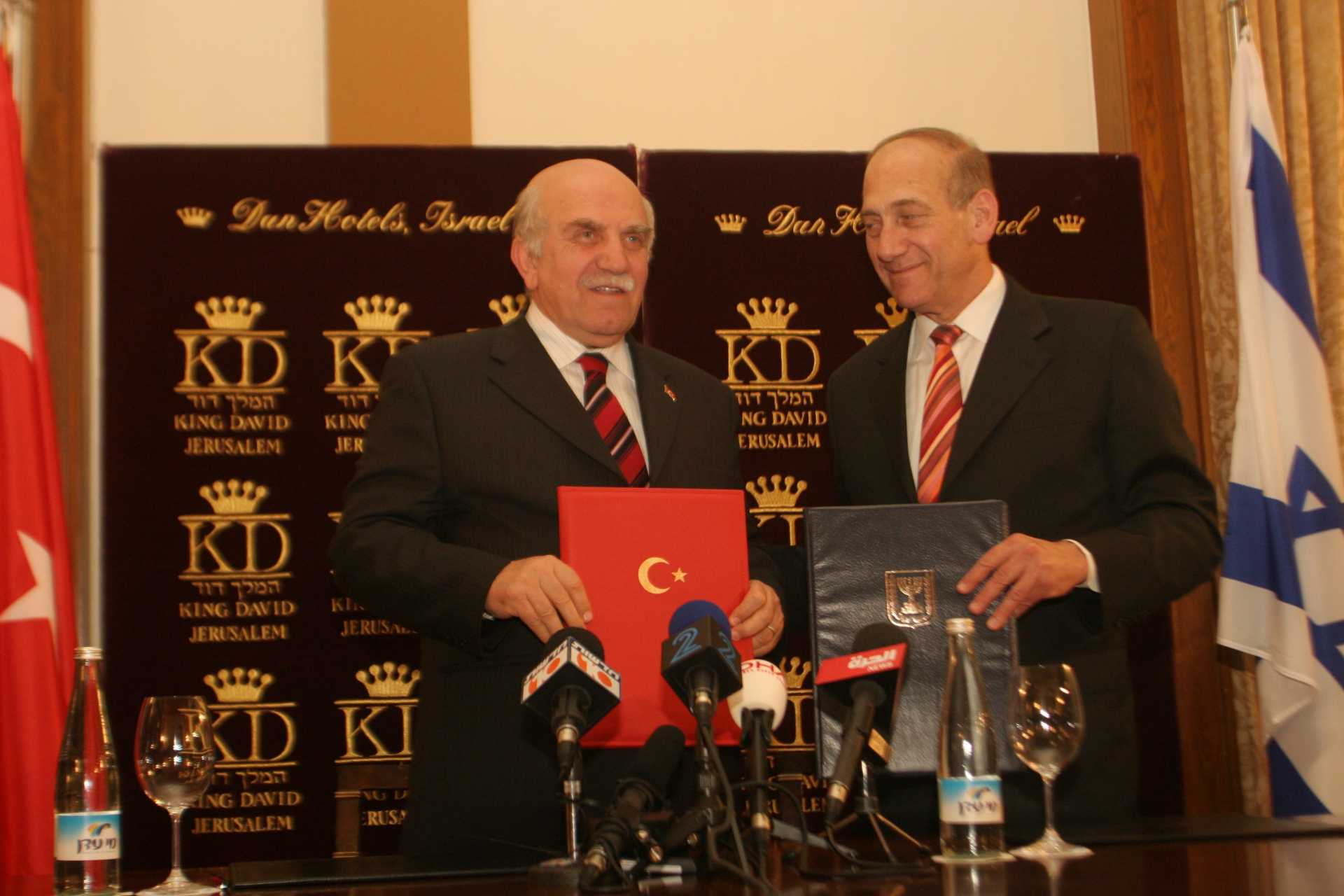 Israeli Minister Ehud Olmert and Turkey's Minister