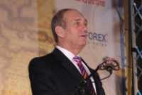 In a water technology conference held last week in Jerusalem Mr. Ehud Ulmert the Minister of Industry and Trade said that Government should give priority to the development of the water technology sector in order that Israel should become a leader in the 