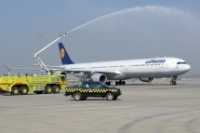 For the first time: a Lufthansa Airbus 340 landed in Ben Gurion