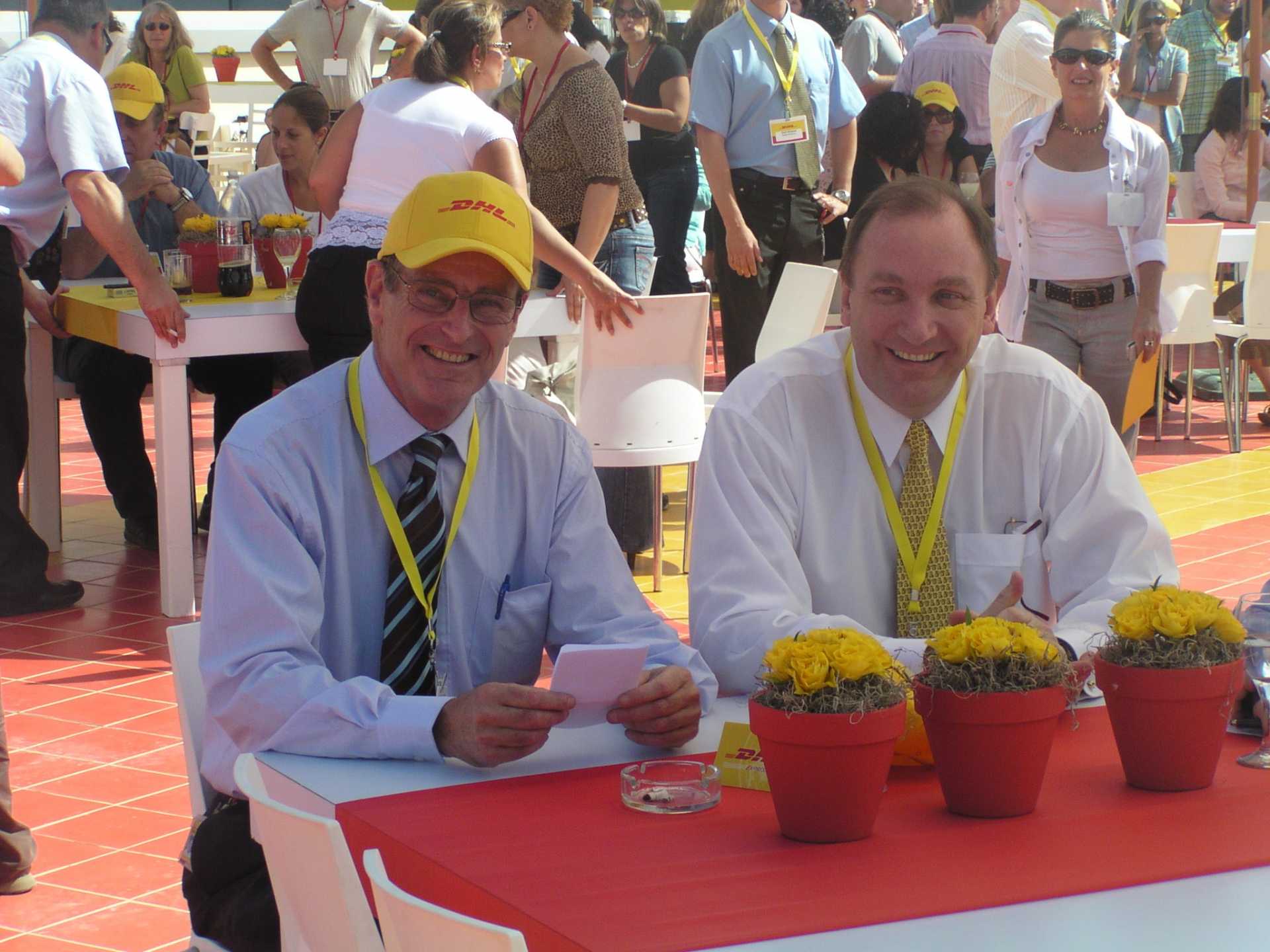 on the right: John Mullen and DHL Israel's CEO Dav