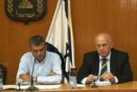 L-R: MK Moshe Kahlon and Reuven Zuck