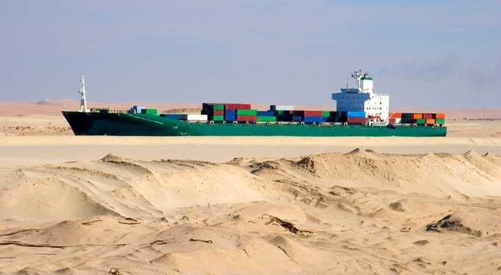 The Suez Canal Authority: less Israeli flagged ships crossed the canal in 2011