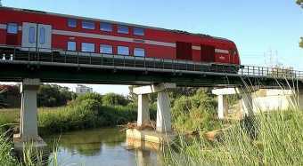 Israel Railways carried 45 million passengers in 2013