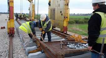 The new electric line will provide a 30-minute transit time and will run at 160 km. per hour