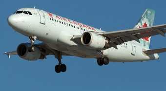 Air Canada 787 suffers lightning strike on approach to TLV