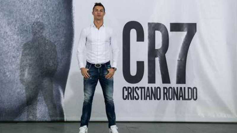 Cristiano Ronaldo acquired Israel Aerospace Gulfstream G200 business jet