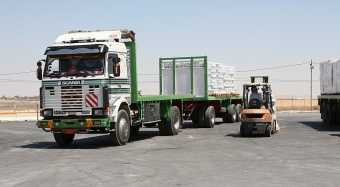 An Israeli truck hauling spare car parts aroused the suspicion of workers in the Defense Ministry’s Border Crossing Authority